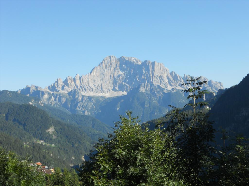 Albergo Alpino Арабба Экстерьер фото